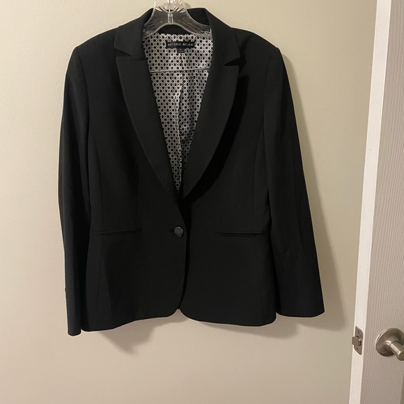 ANTONIO MELANI Jackets & Blazers - Antonio Melani Black Blazer